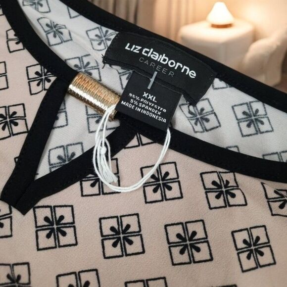 Liz Claiborne Career Collection Top - Picture 4 of 9